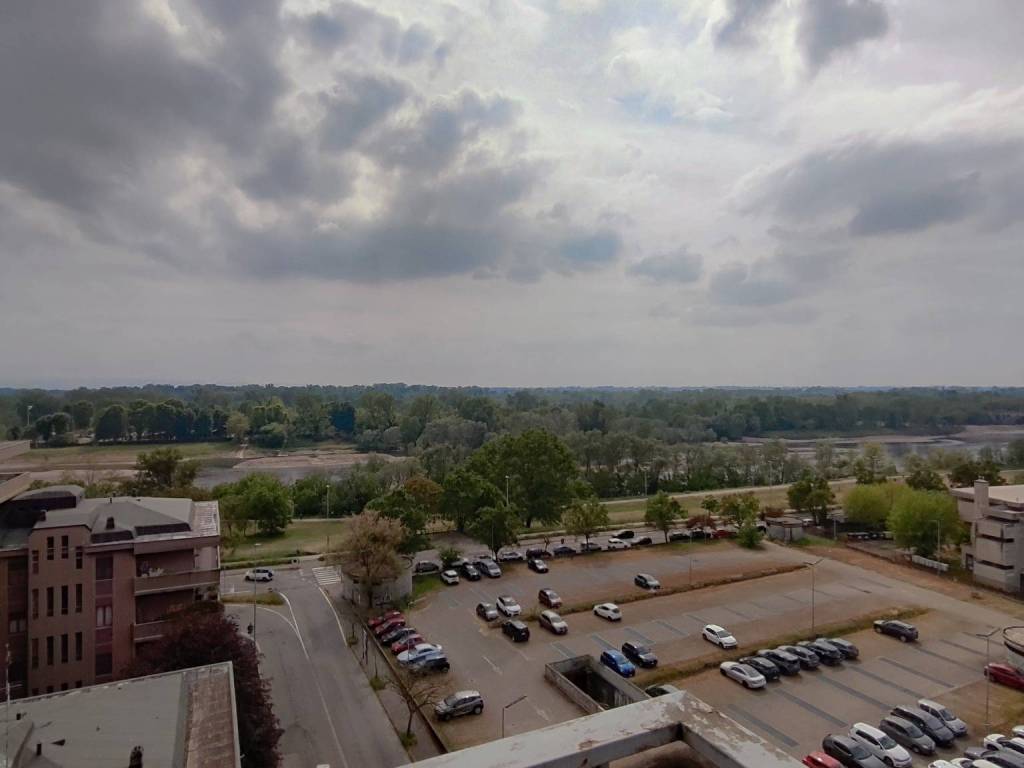 appartamento in vendita a Pavia