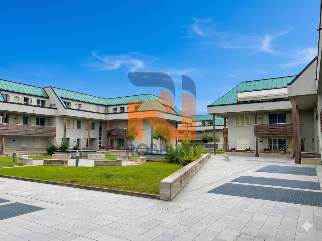 appartamento in vendita a Pavia in zona Stazione