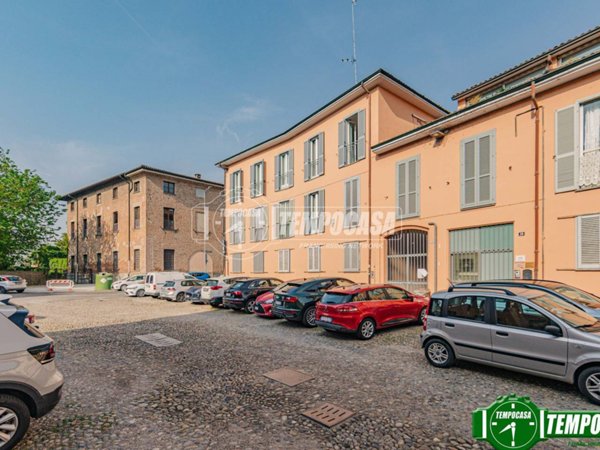 appartamento in vendita a Pavia in zona Centro Città