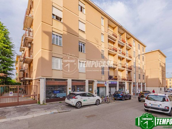 appartamento in vendita a Pavia in zona Città Giardino