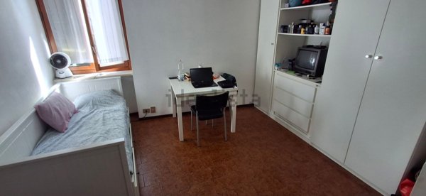 appartamento in vendita a Pavia in zona Centro Città