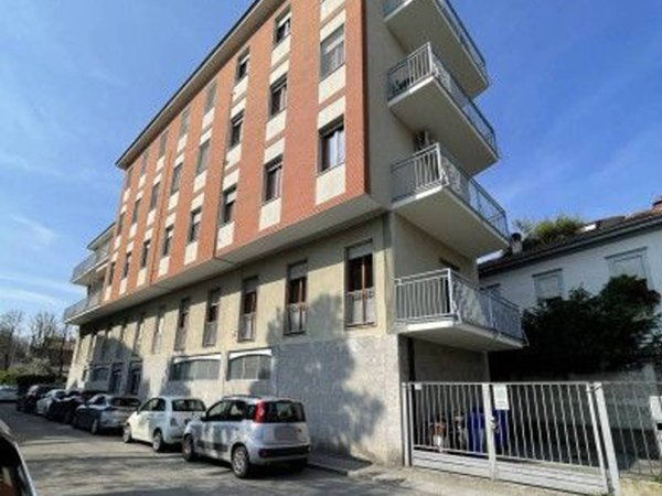 appartamento in vendita a Pavia in zona Città Giardino