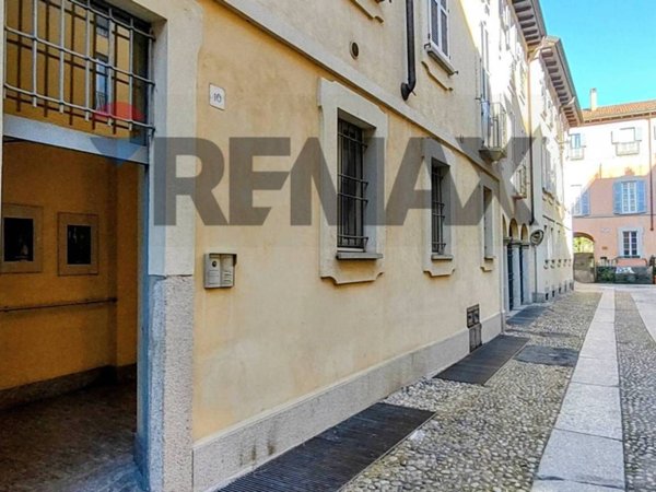appartamento in vendita a Pavia