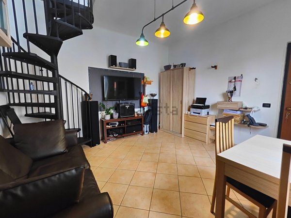 casa indipendente in vendita a Pavia in zona Mirabello