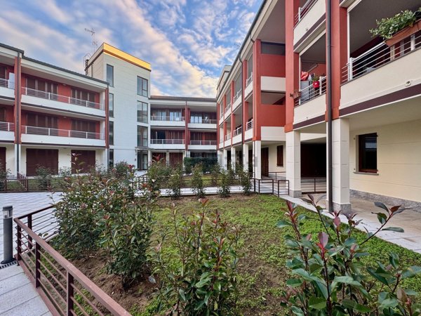 appartamento in vendita a Pavia in zona Centro Città