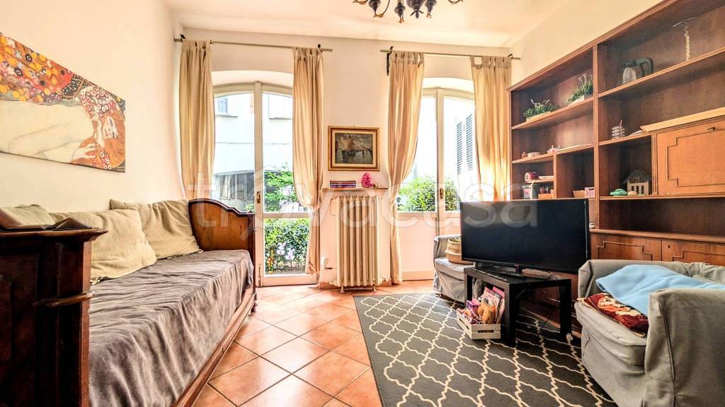 appartamento in vendita a Pavia in zona Centro Città