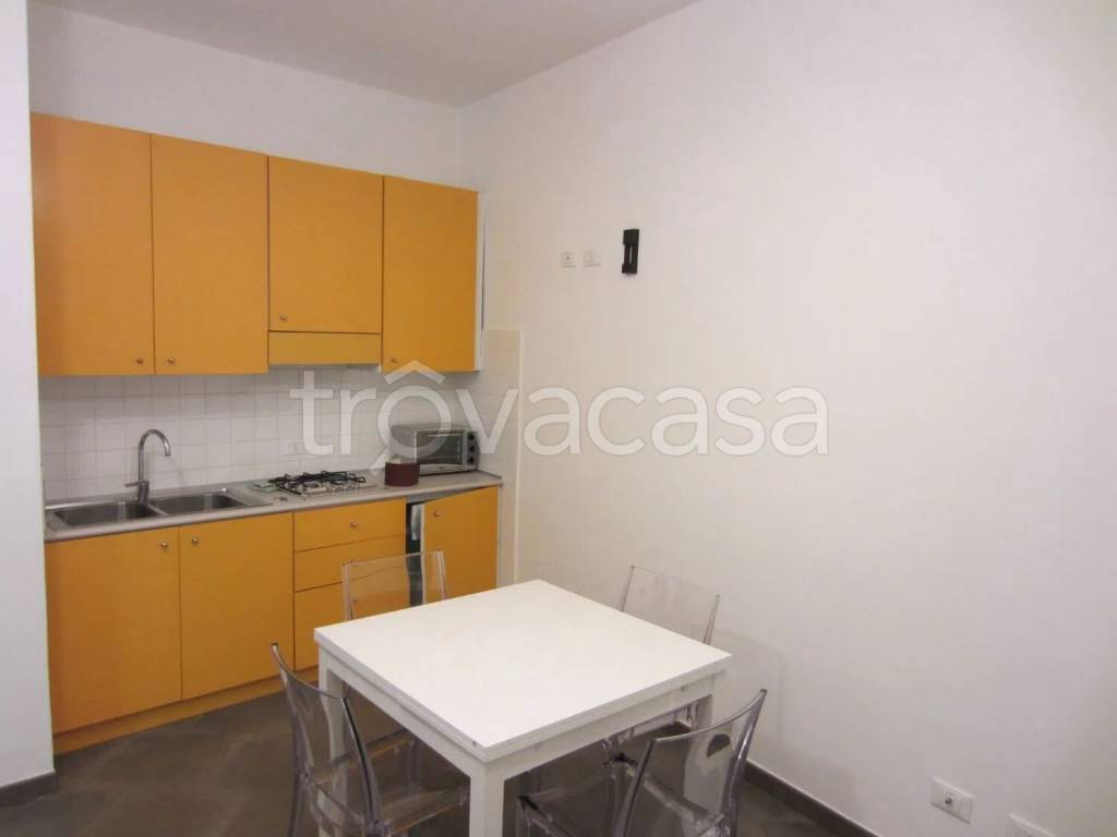 appartamento in vendita a Pavia in zona Centro Città