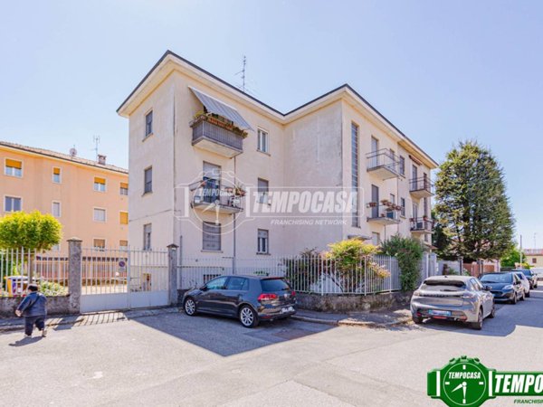 appartamento in vendita a Pavia in zona Centro Città