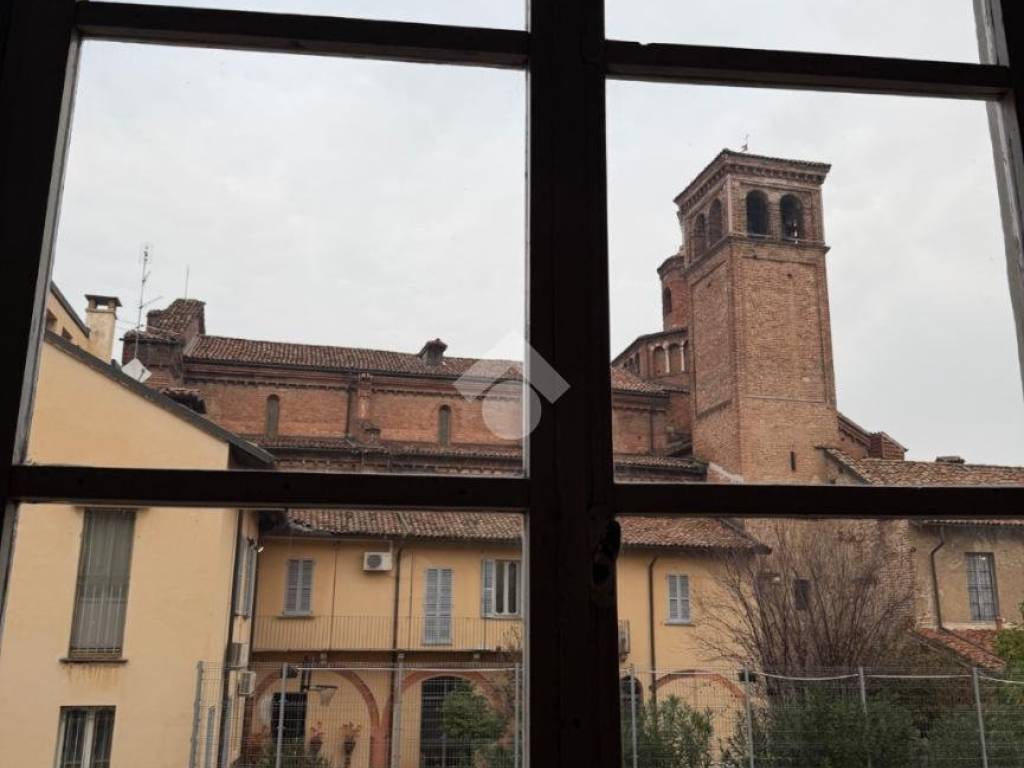 appartamento in vendita a Pavia in zona Stazione