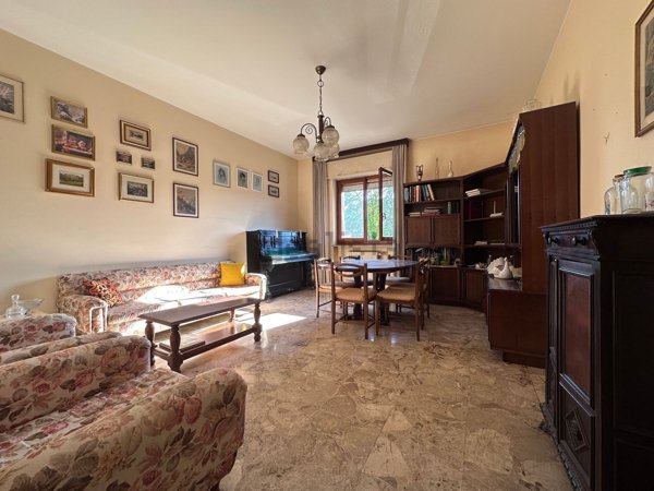 appartamento in vendita a Pavia in zona Centro Città