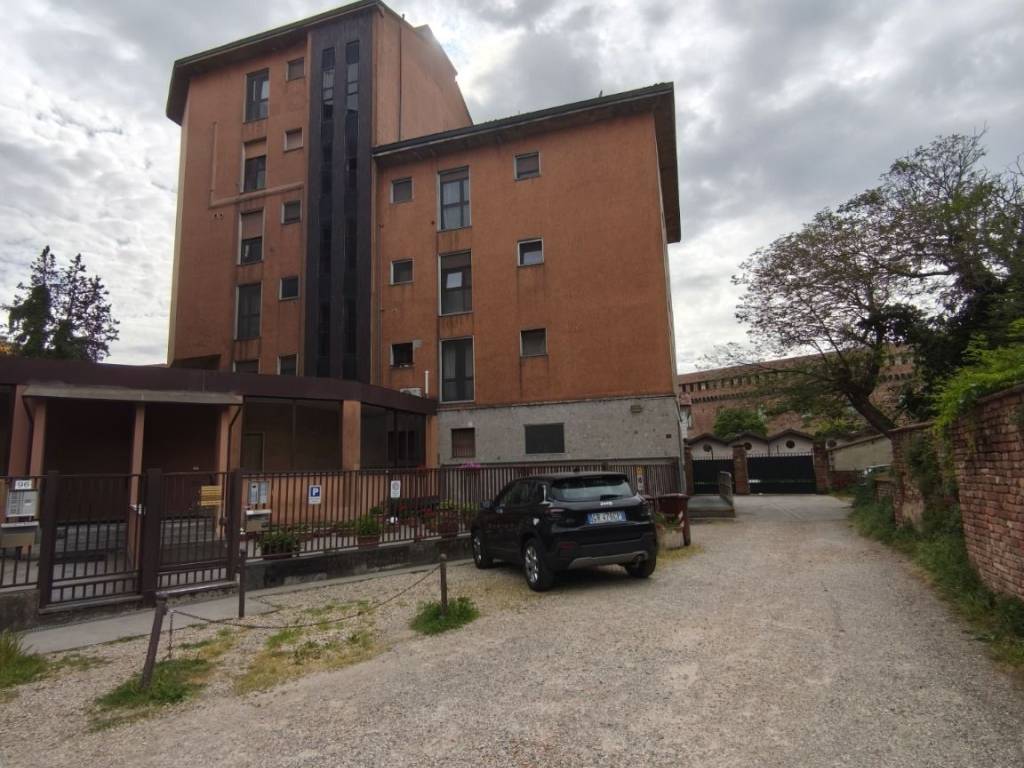 appartamento in vendita a Pavia