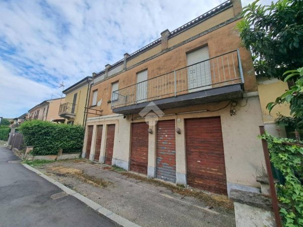appartamento in vendita a Pavia in zona Viale Cremona
