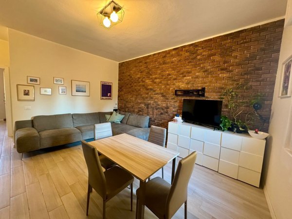 appartamento in vendita a Pavia in zona Centro Città