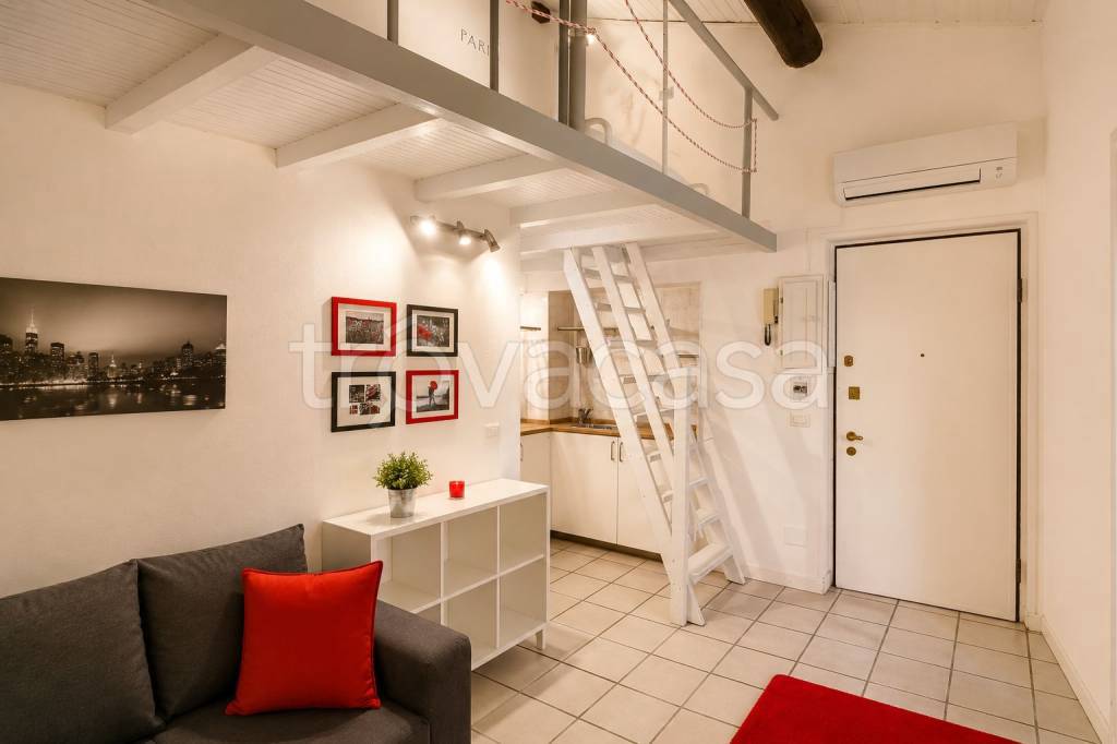 appartamento in vendita a Pavia in zona Centro Città