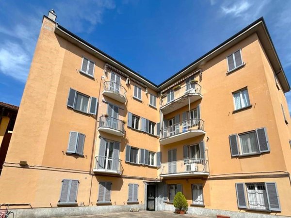appartamento in vendita a Pavia in zona Centro Città