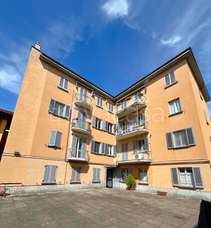 appartamento in vendita a Pavia in zona Centro Città