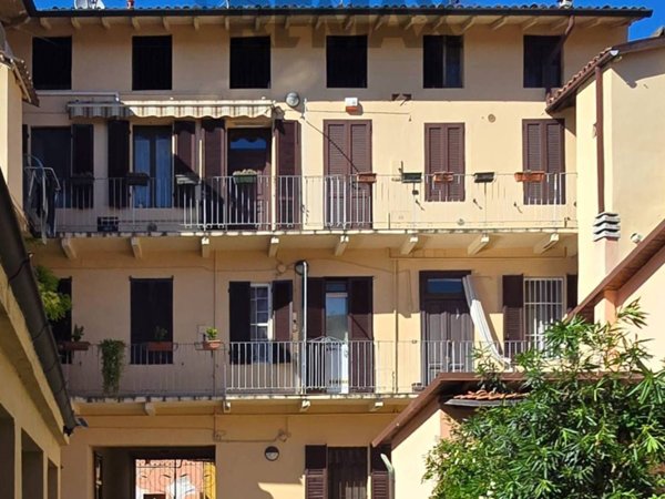 appartamento in vendita a Pavia in zona Centro Città