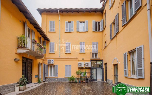 appartamento in vendita a Pavia in zona Centro Città