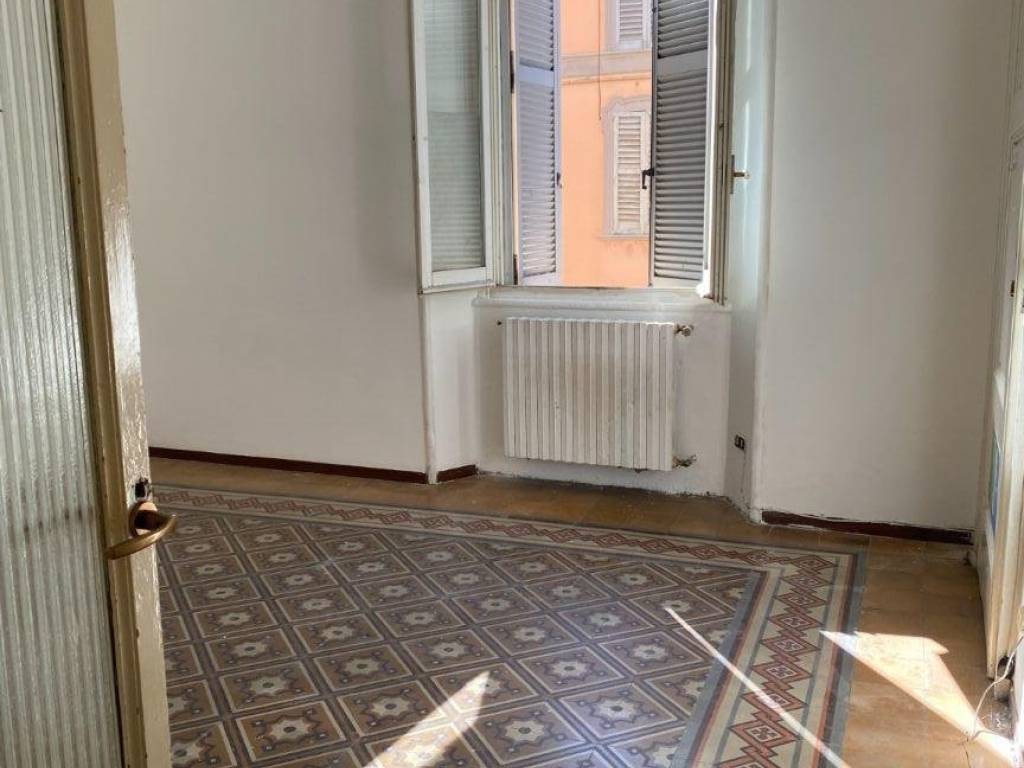 appartamento in vendita a Pavia in zona Centro Città