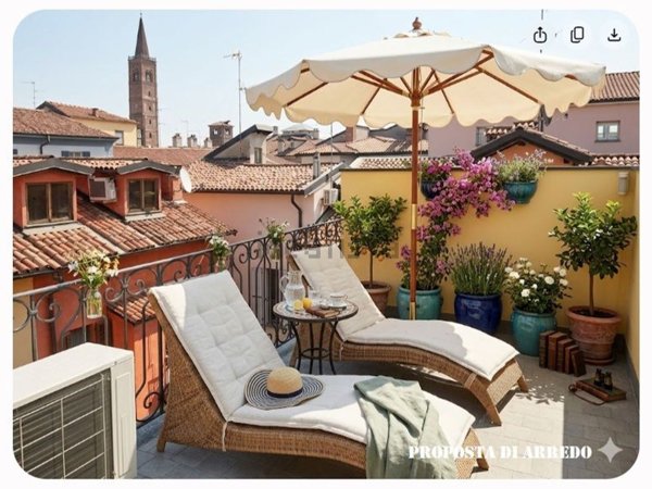 appartamento in vendita a Pavia in zona Centro Città