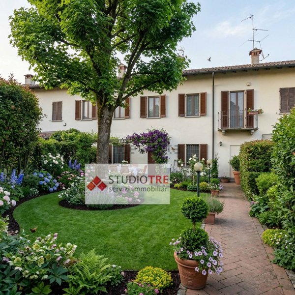 casa indipendente in vendita a Pavia