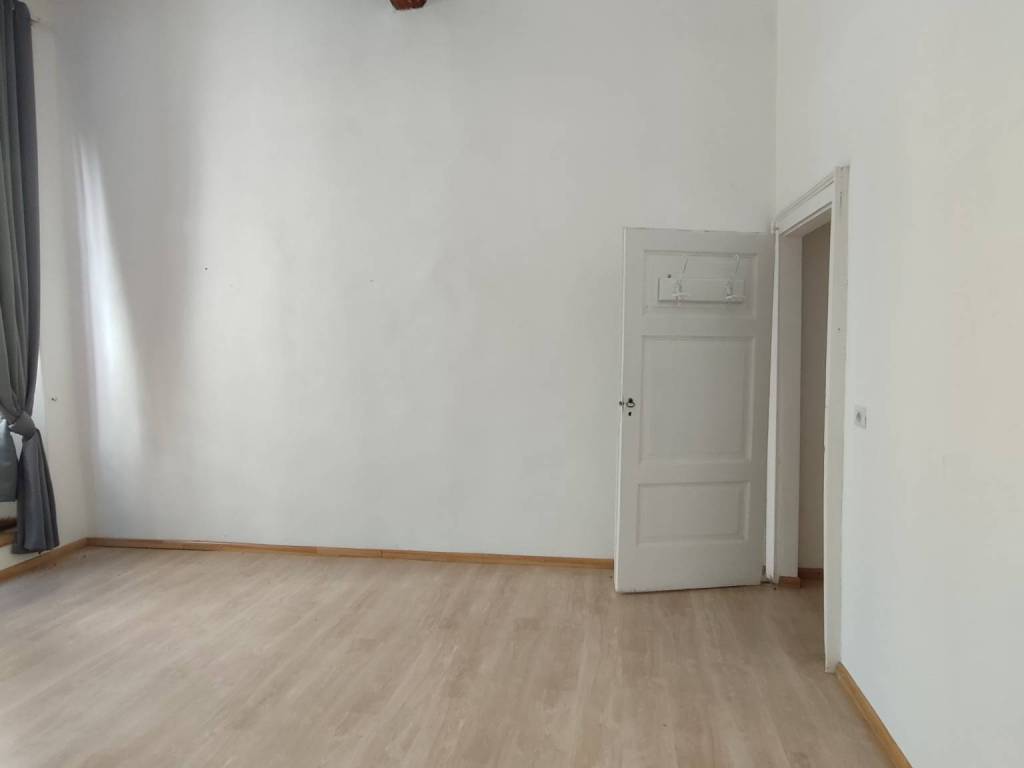 appartamento in vendita a Pavia in zona Centro Città