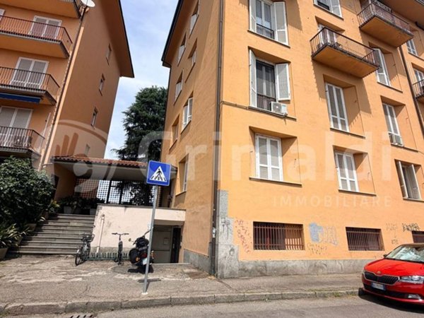 appartamento in vendita a Pavia in zona Centro Città