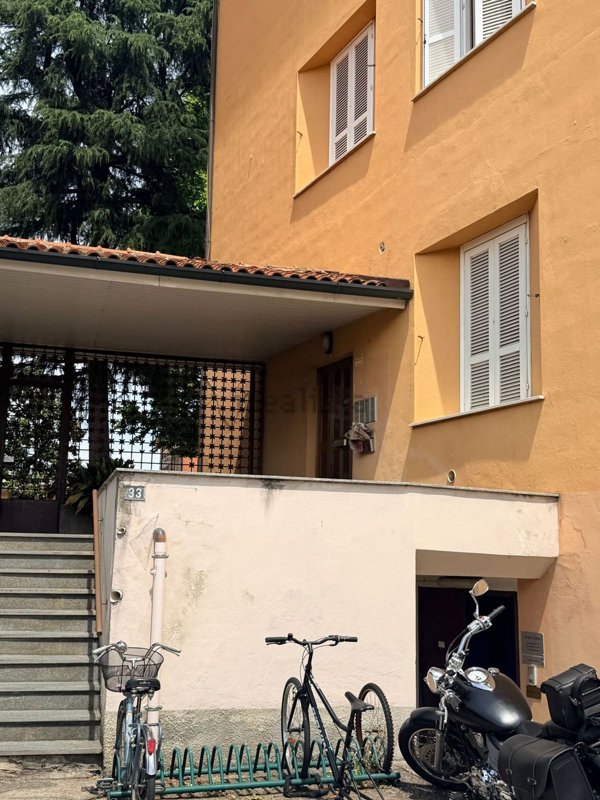 appartamento in vendita a Pavia in zona Policlinico