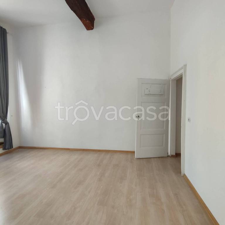 appartamento in vendita a Pavia in zona Centro Città