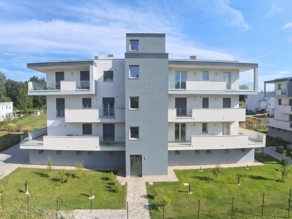 appartamento in vendita a Pavia in zona Borgo Ticino