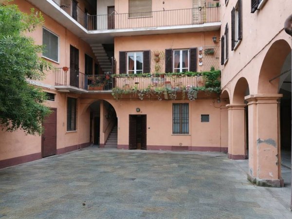 appartamento in vendita a Pavia in zona Centro Città