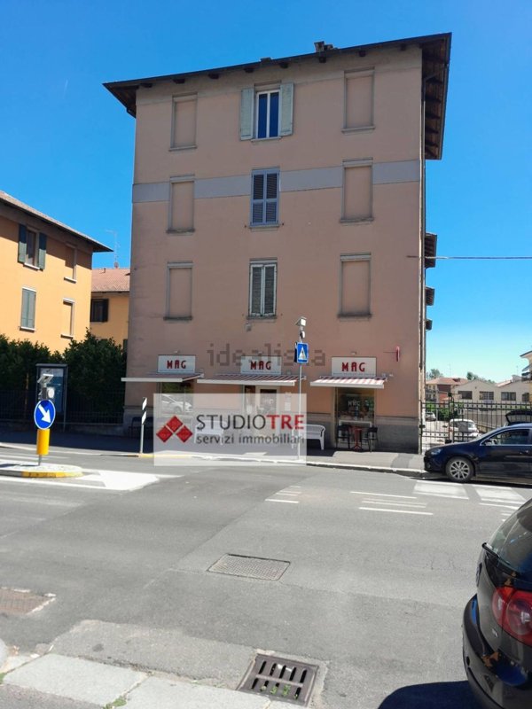 appartamento in vendita a Pavia in zona Centro Città