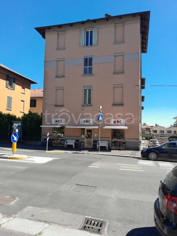 appartamento in vendita a Pavia in zona San Pietro