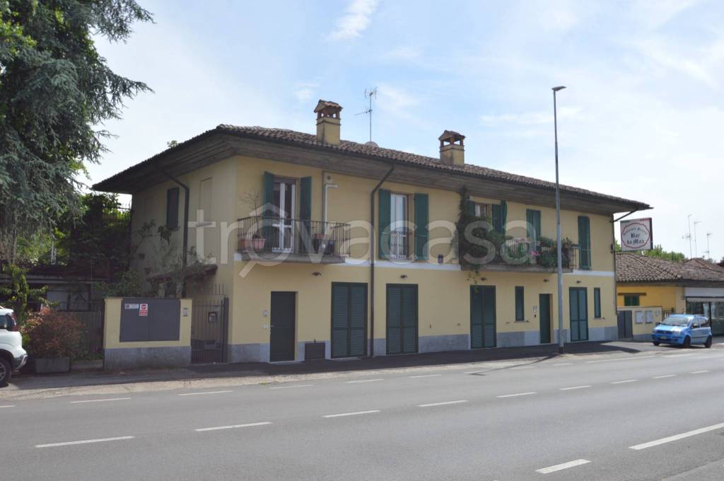 appartamento in vendita a Pavia in zona Vallone