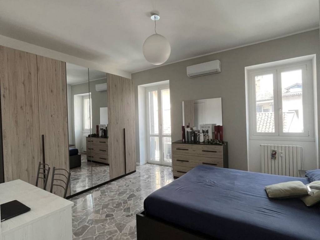 appartamento in vendita a Pavia in zona Centro Città