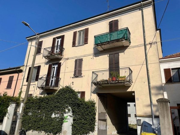 appartamento in vendita a Pavia in zona Casa sul Fiume