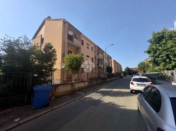 appartamento in vendita a Pavia in zona Città Giardino