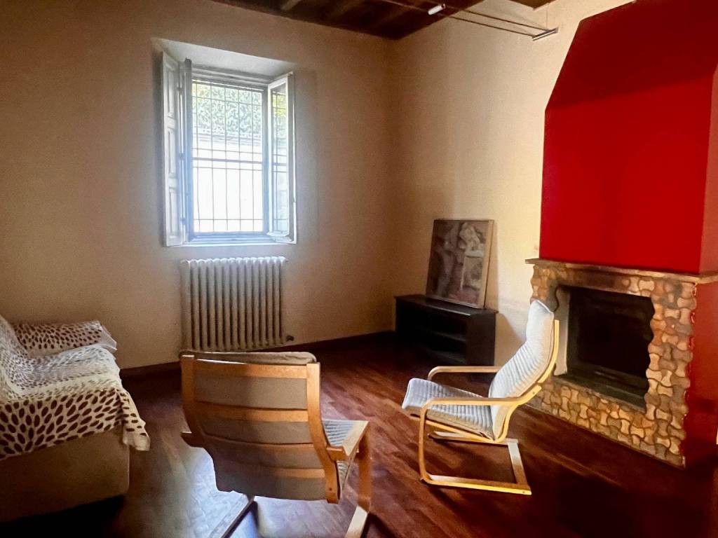 appartamento in vendita a Pavia in zona Centro Città
