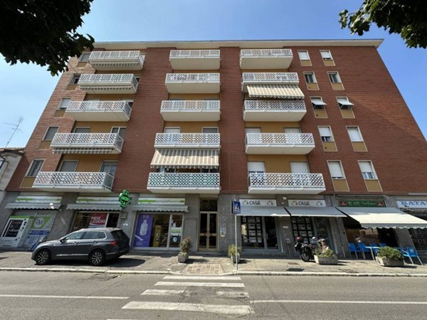 appartamento in vendita a Pavia in zona Città Giardino