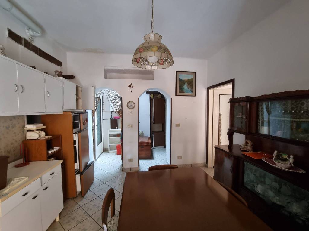 appartamento in vendita a Pavia in zona Casa sul Fiume