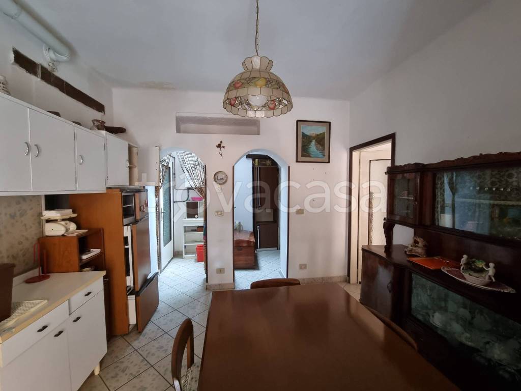 appartamento in vendita a Pavia in zona Casa sul Fiume