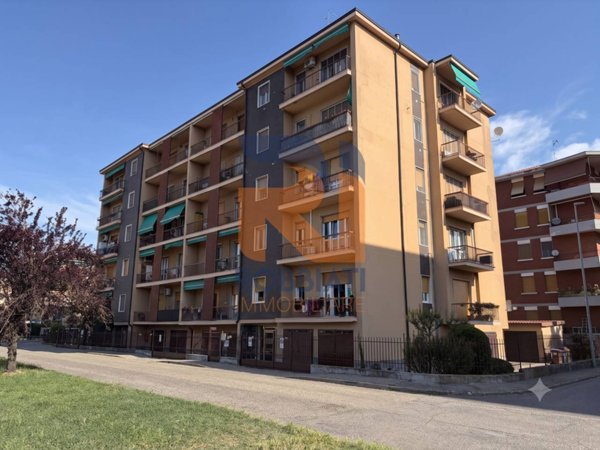 appartamento in vendita a Pavia in zona Città Giardino