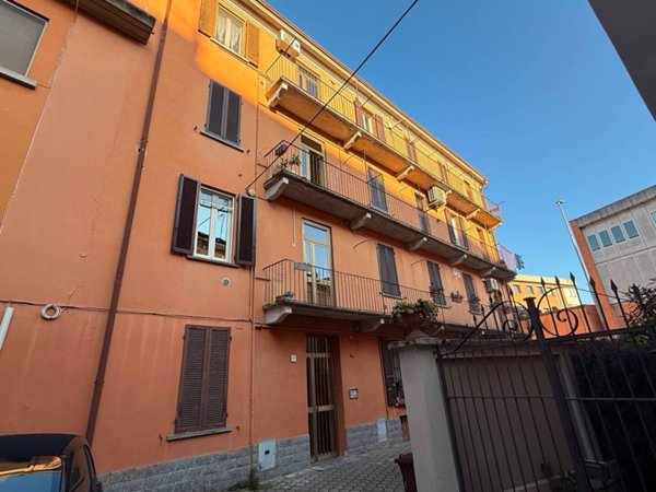 appartamento in vendita a Pavia in zona Stazione