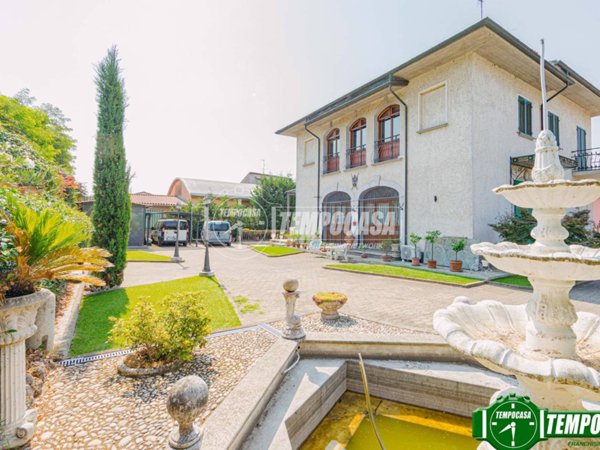casa indipendente in vendita a Pavia in zona Viale Cremona