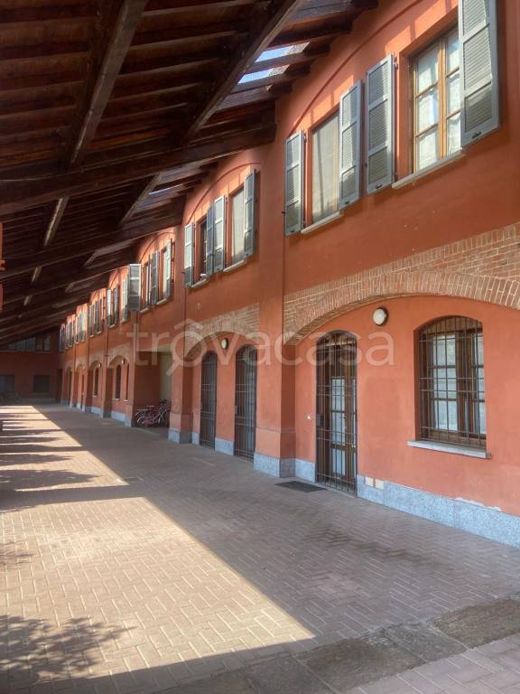appartamento in vendita a Pavia in zona Policlinico