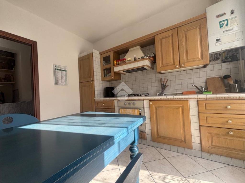 appartamento in vendita a Pavia in zona Policlinico