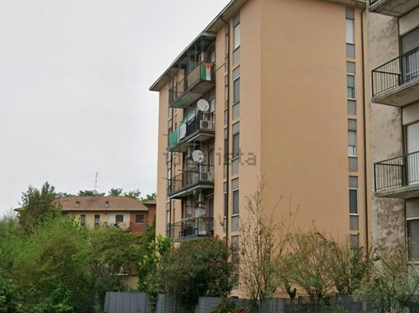 appartamento in vendita a Pavia in zona San Pietro