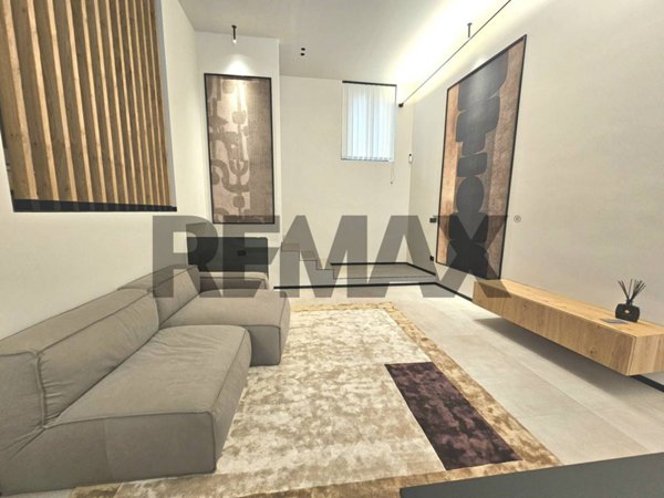 appartamento in vendita a Pavia in zona Centro Città