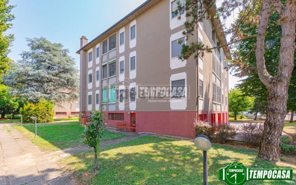 appartamento in vendita a Pavia in zona Policlinico