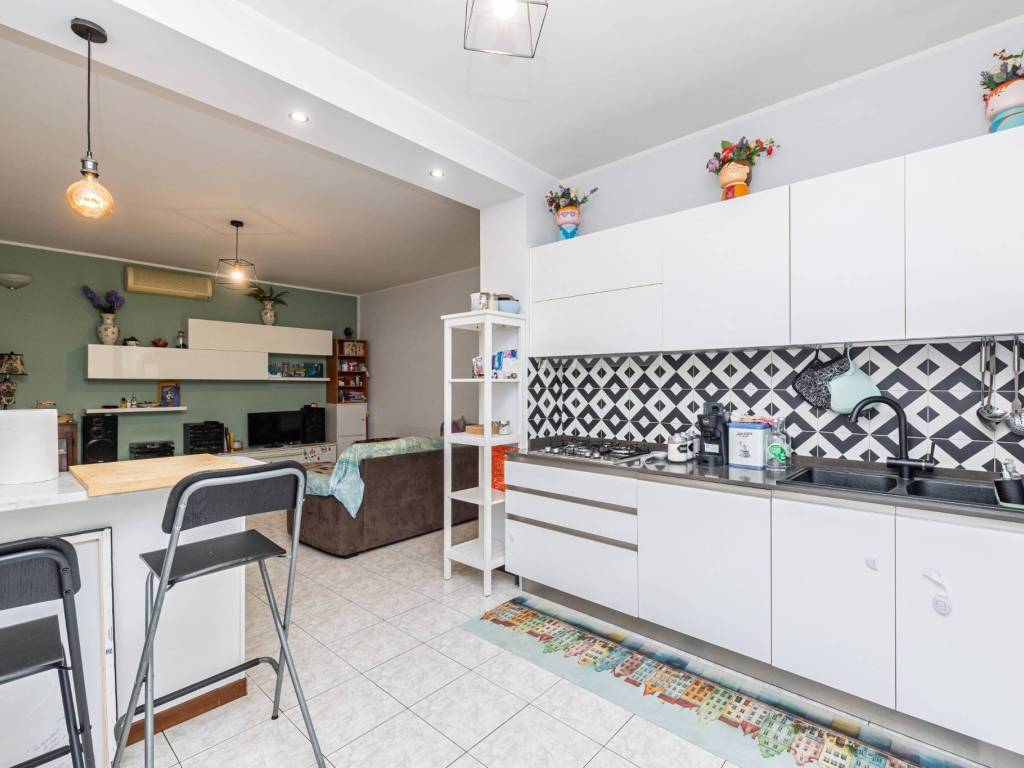 appartamento in vendita a Pavia in zona Città Giardino